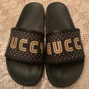 Gucci Flip Flops Sz8